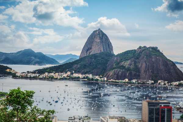 Rio to B&uacute;zios Roundtrip Transport