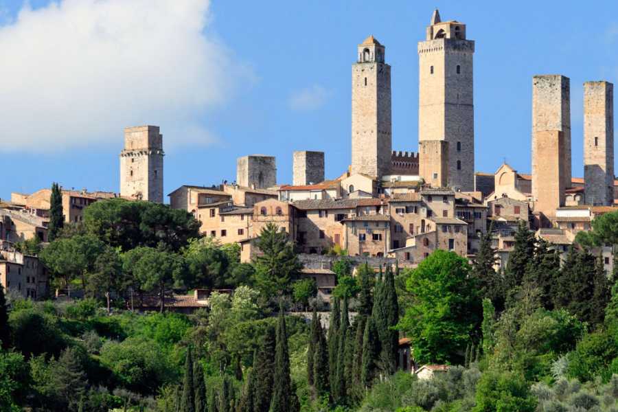 Italy on a Budget tours AMALFI & TUSCANY - 7DAYS/6NIGHTS
