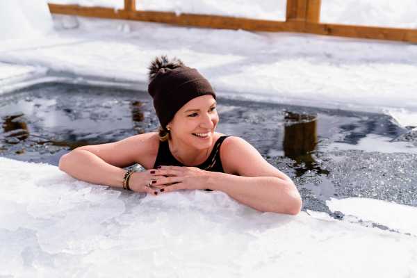 Prickelndes Erlebnis: gef&uuml;hrtes Eisbaden im St. Moritzersee