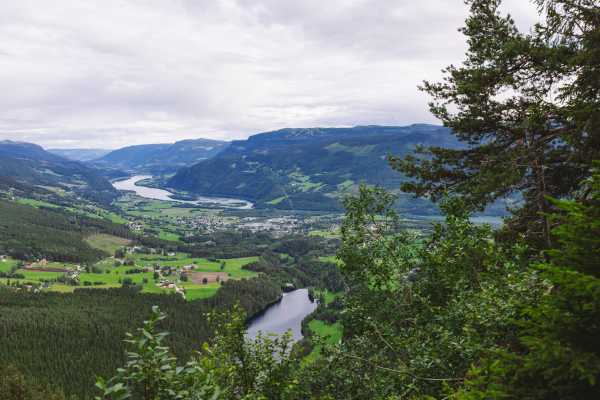 Shuttlebasert guidet stisykling - Privat tur