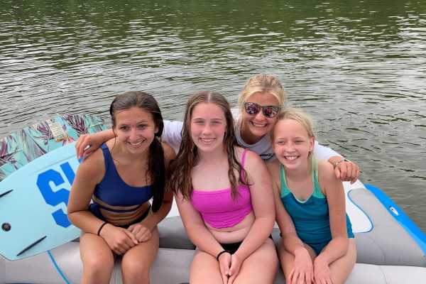 4 Hour HIGH SUMMER 2025 Luxury Day Boat with Professional Skipper/Boat Toys/Onboard Picnic JUNE/JULY/AUGUST/SEPT 2025