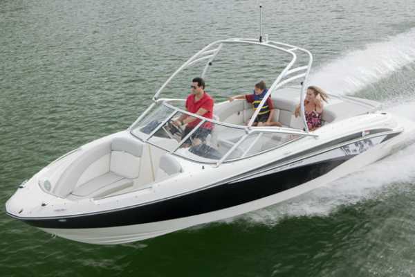4 Hour LATE SUMMER 2025 Luxury Day Boat with Professional Skipper/Boat Toys/Onboard Picnic SEPTEMBER/OCTOBER  2025