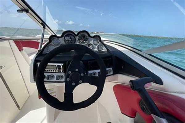 7 Hour HIGH SUMMER 2024 Luxury Day Boat with Professional Skipper/Boat Toys/Onboard Picnic JUNE/JULY/AUGUST/SEPT 2024