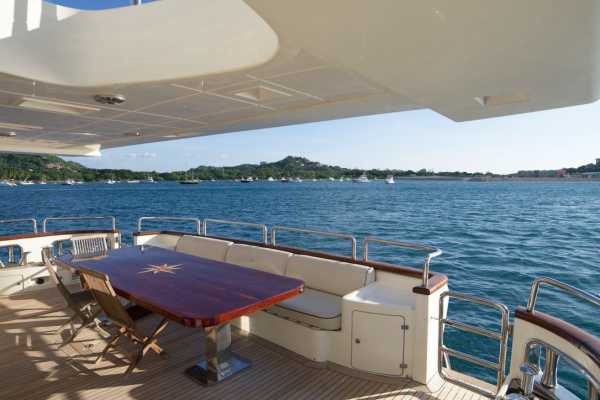 Cami Ed Mega Yacht Cruise