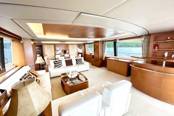 Cami Ed Mega Yacht Cruise