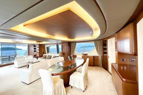Cami Ed Mega Yacht Cruise