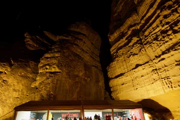 Eftar Meal & Hidden Valley Night Hike