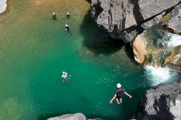 Jebel Shams Balcony Walk & Via Ferrata