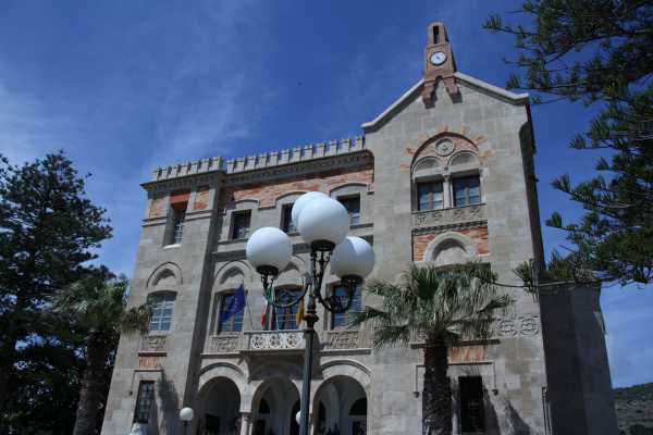 Shuttle Tour di Favignana e Levanzo da Trapani