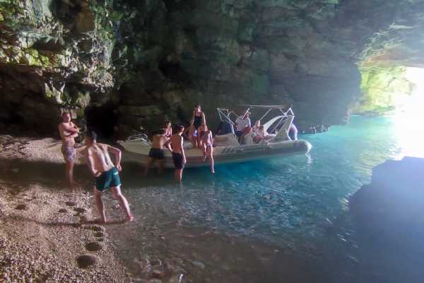 Full Day Private Boat to Grama Bay , Smugglers Canyon & Blue Cave