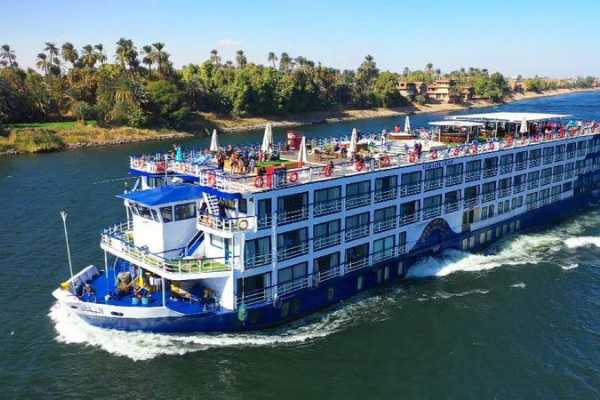 Aswan to Luxor Nile Cruise for 4 days