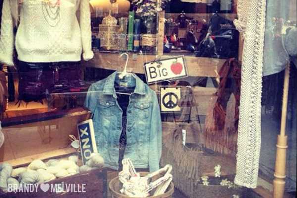 Brandy Melville + Bus2alps Sale