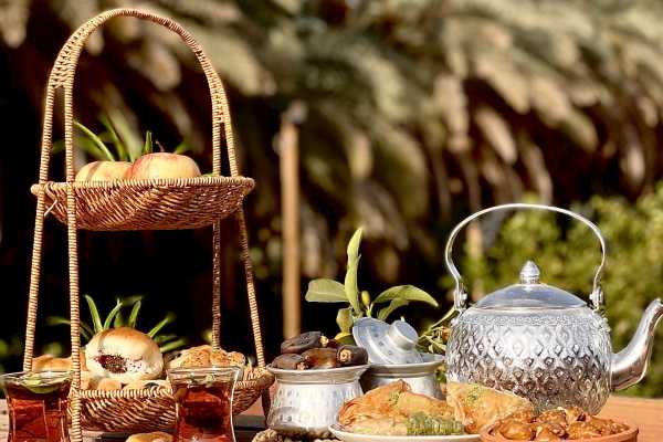 Majlis of Art and Tea: Painting Experience