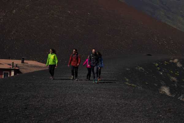 Etna Sud: Trekking ai Crateri Sommitali