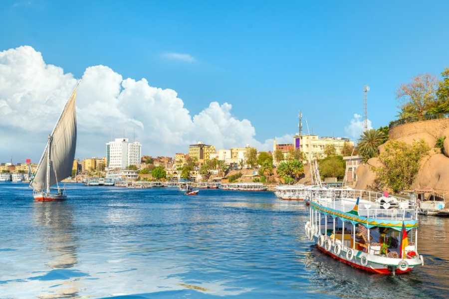 Egypt Tour packages 10 Days Cairo and Nile cruise tour package
