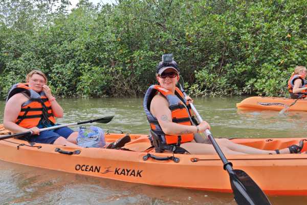 MANGROVE KAYAKING