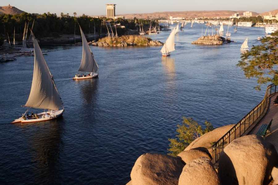 Egypt Tour packages 11 Days Egypt Tour Package Cairo Nile Cruise and white desert