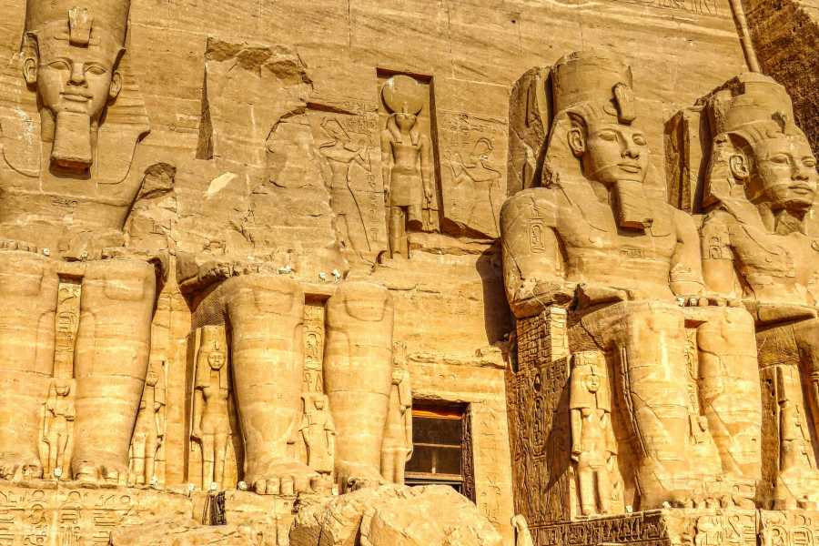 Full day guided tour in private in Cairo: Museum of Egyptian Civilization including private transfer