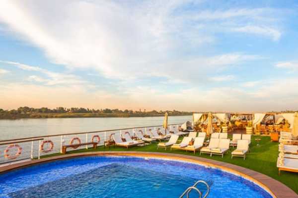 5 Days Nile cruise from Luxor to Aswan on Farah Nile Cruise