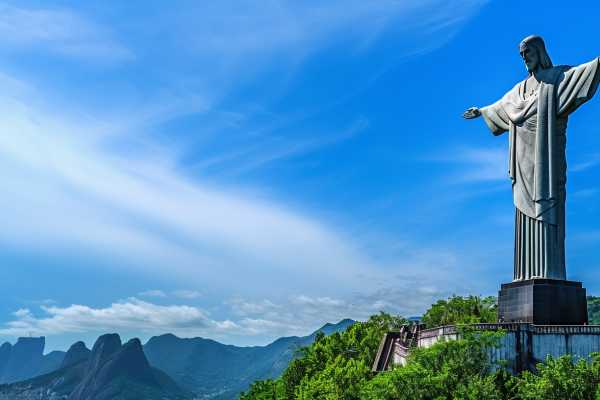 CHRIST THE REDEEMER BY VAN + SELAR&Oacute;N STEPS