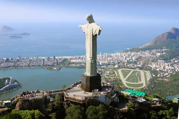 CHRIST THE REDEEMER BY VAN + SELAR&Oacute;N STEPS