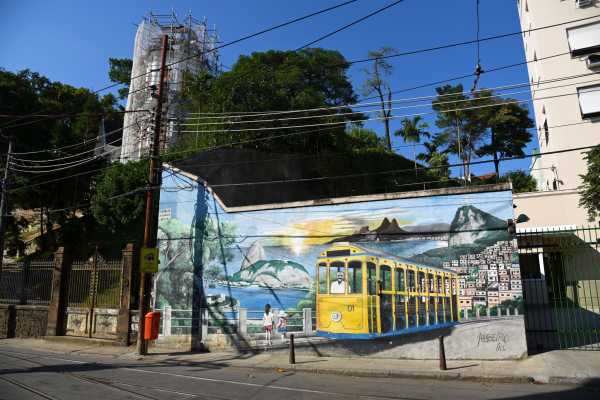 CHRIST THE REDEEMER BY VAN + SELAR&Oacute;N STEPS