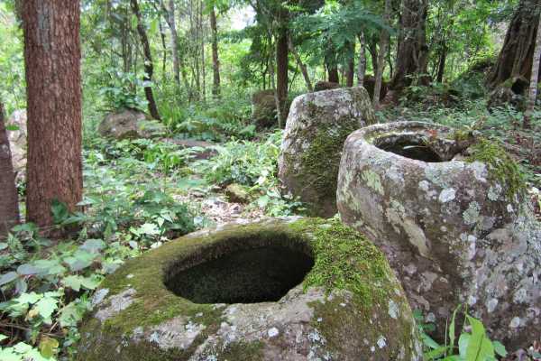 Plain of jars trekking tour