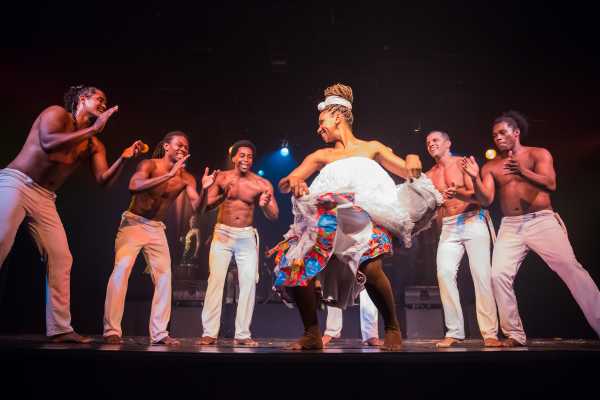 TRADITIONAL SAMBA + BRAZILIAN FOLKLORE SHOW