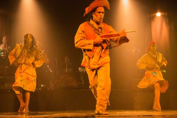 TRADITIONAL SAMBA + BRAZILIAN FOLKLORE SHOW