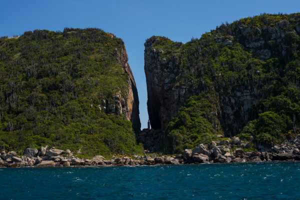PICKUP IN RIO + ARRAIAL SCHOONER CRUISE + LUNCH