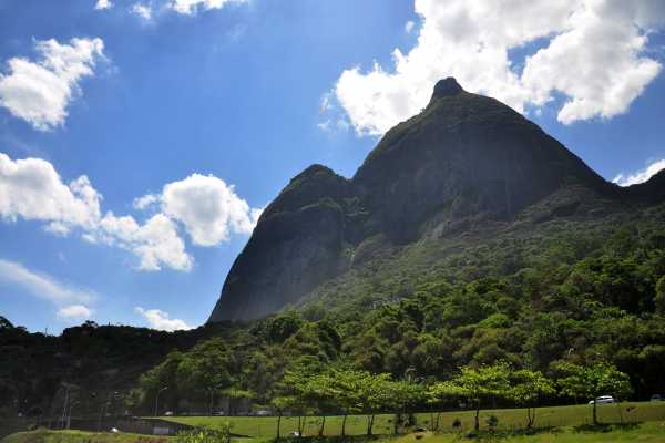 JEEP TOUR + ROCINHA FAVELA + TIJUCA RAINFOREST