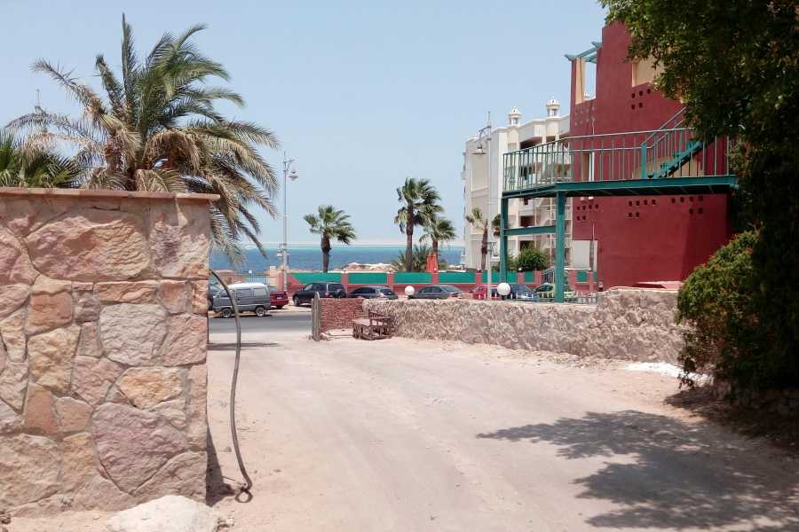 ترانسفير من مطار الغردقة الدولي إلى فندق في مدينة الغردقة