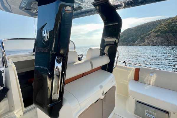 Athos & islands Cruise, INVICTUS GT280s Yacht