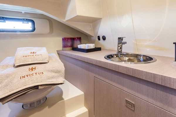 Athos & islands Cruise, INVICTUS GT280s Yacht