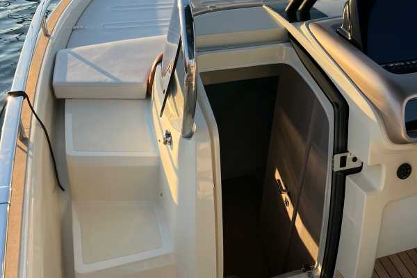 Athos & islands Cruise, INVICTUS GT280s Yacht