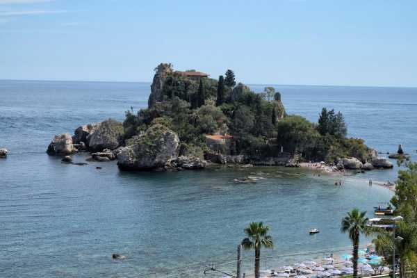 Aperitivo in barca a vela a Taormina