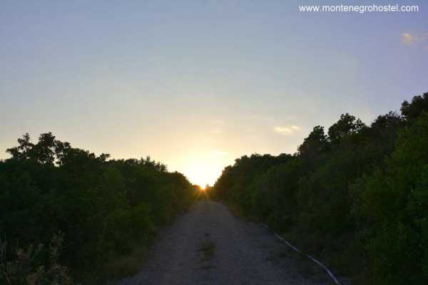 SUNSET TOUR BUDVA WITH MH TRAVEL