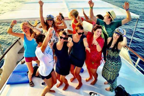 Split Party Boat