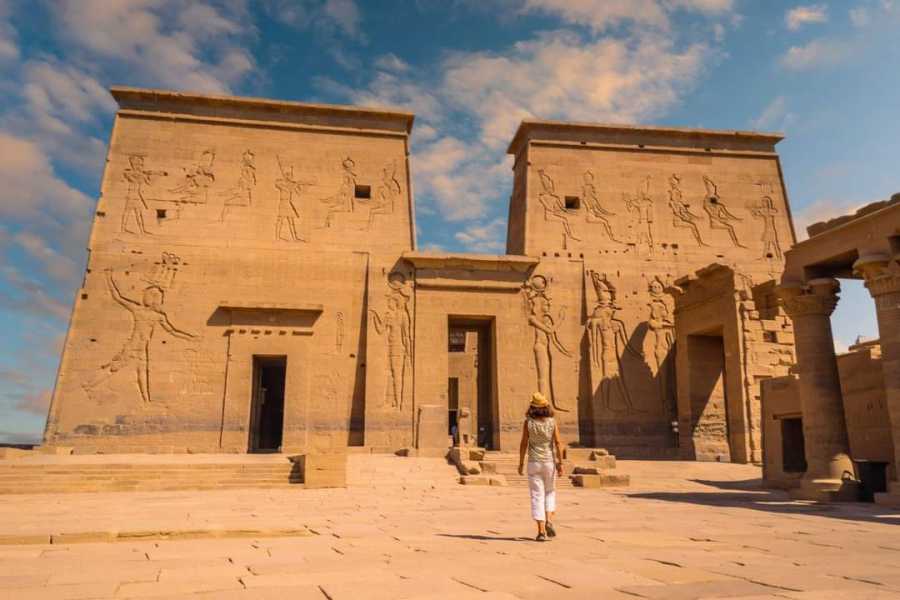 Bastet Travel Egypt 6 Days Egypt Tour Package to Cairo, Abu simbel and Nile Cruise