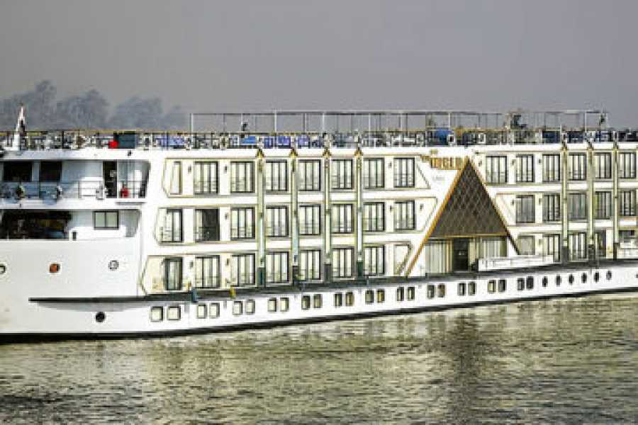 Bastet Travel Egypt 6 Days Egypt Tour Package to Cairo, Abu simbel and Nile Cruise
