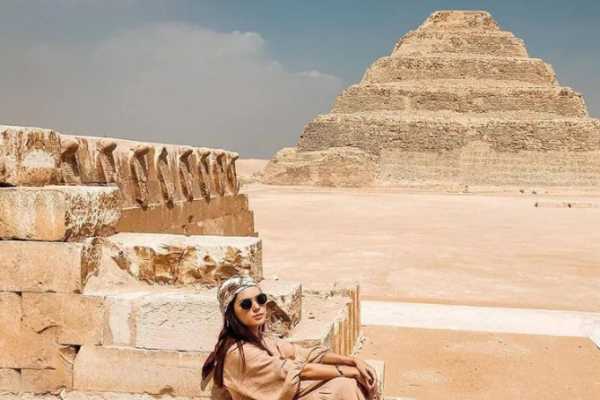 Day Trip to Memphis Sakkara and Dahshur Pyramids