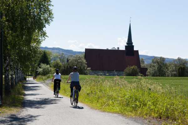 Leksdalsvatnet rundt p&aring; sykkel