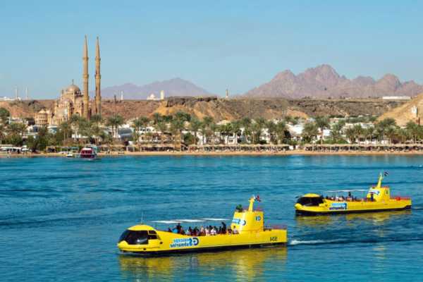 Semi Submarine trip from El Quseir
