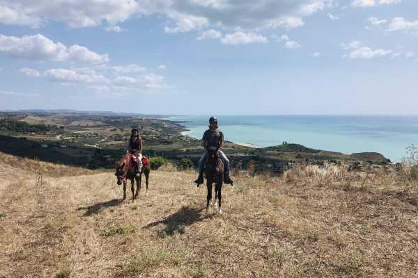 Passeggiata a cavallo nelle spiagge di Sciacca