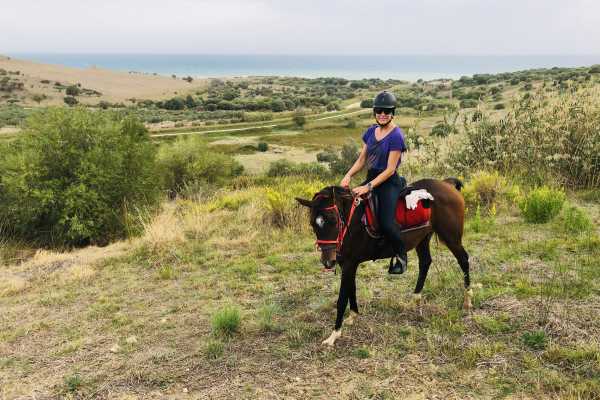 Passeggiata a cavallo da Sciacca a Caltabellotta e brunch con un pastore siciliano