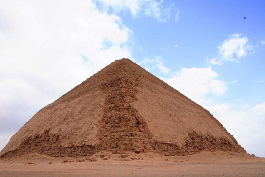 Tours to Egypt DAY TRIP TO SAKKARA, MEMPHIS AND DAHSHUR