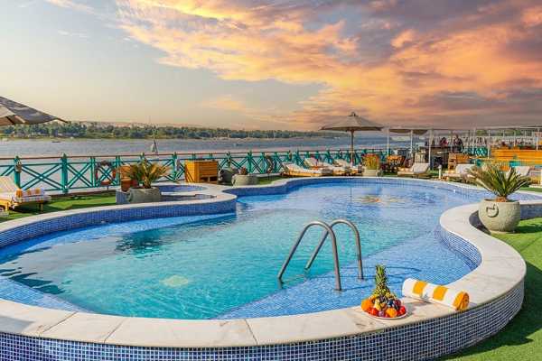 4 Days Nile Cruise from Aswan to Luxor&nbsp;on Sonesta Moon Cruise