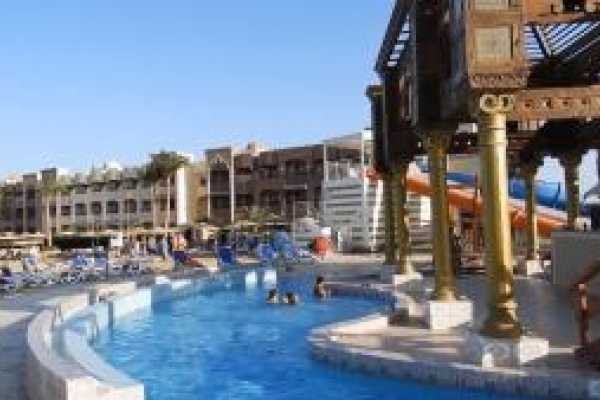Hurghada Holiday with Nile Cruise and Cairo 2024/2025