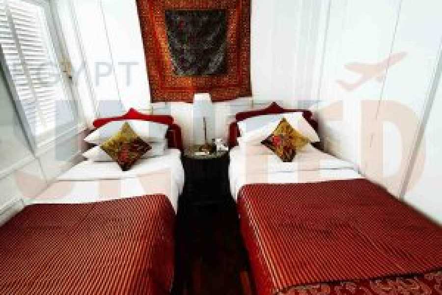Tours to Egypt 4 Days Abundance Dahabiya Nile Cruise