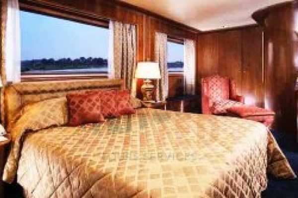 5 Days Sacred Lotus Dahabiya Nile Cruise